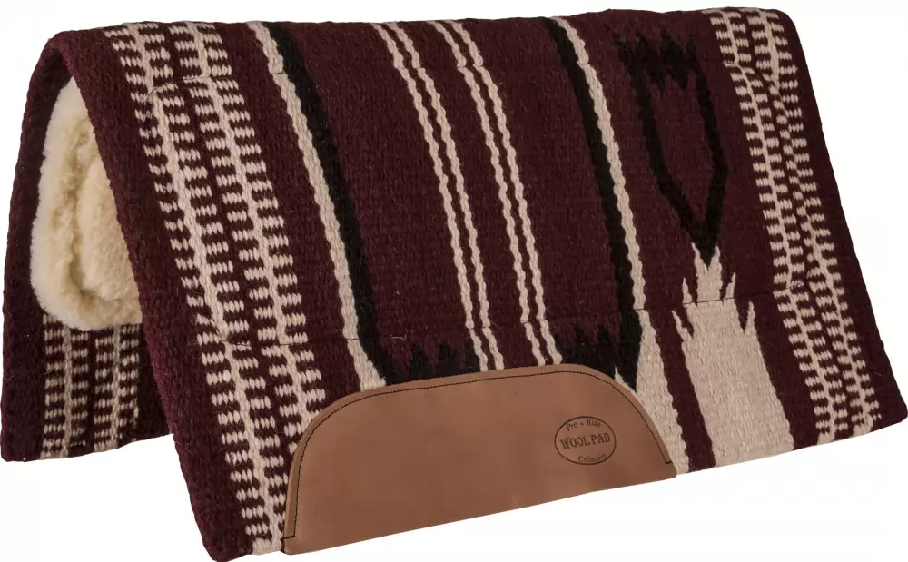 Mustang Spine Relief Show Pad With Fleece Bottom